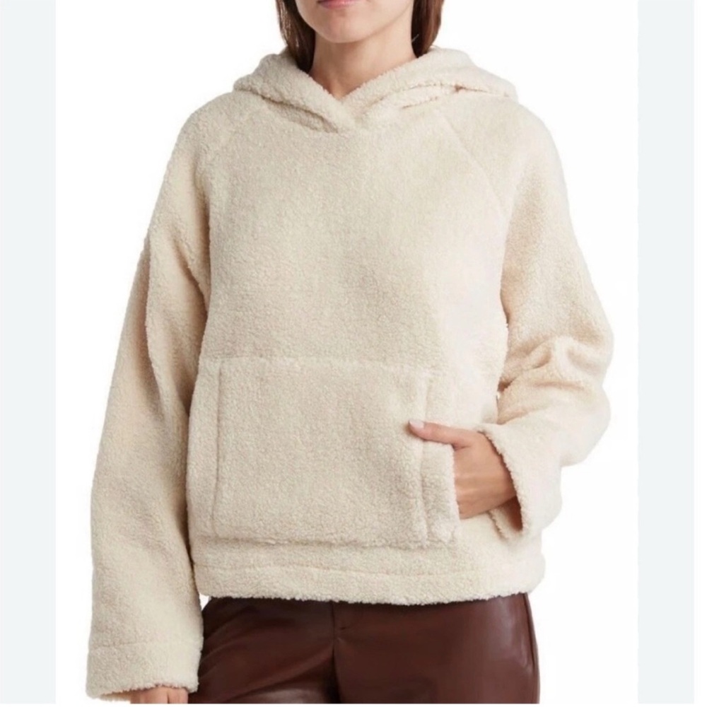 Vince Cream Hooded Pullover